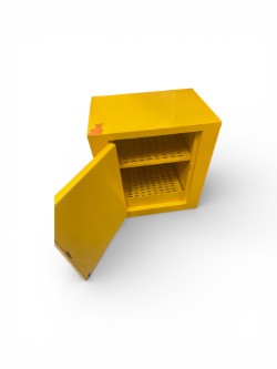 60LT Flammable liquid storage cabinet (2ND HAND) # 3